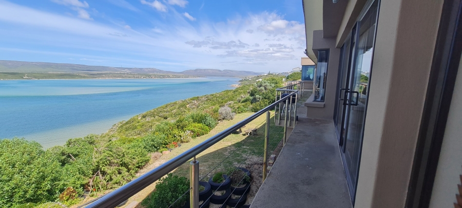 4 Bedroom Property for Sale in Witsand Western Cape